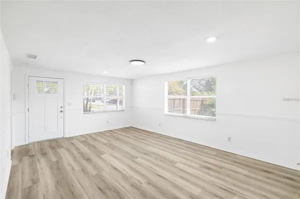 $2,300 | 6150 101st Avenue North, Pinellas Park, FL 33782