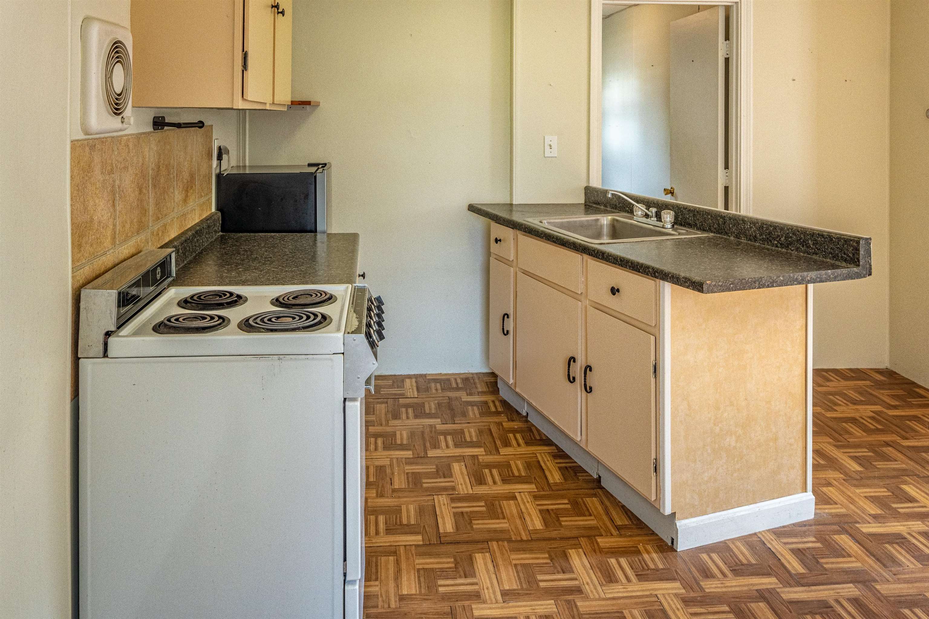 10 School Street Exeter, NH 03833 - Photo 22 of 43