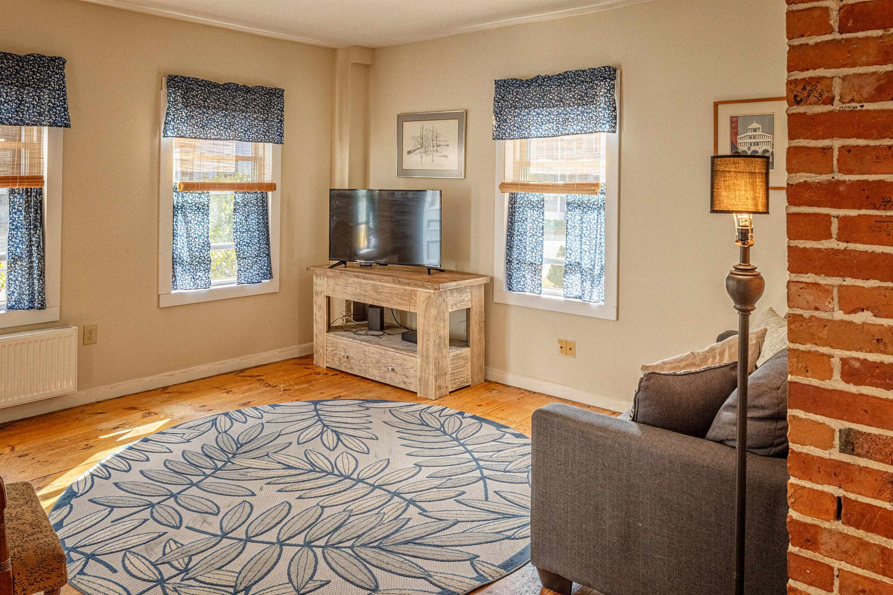 10 School Street Exeter, NH 03833 - Photo 3 of 43