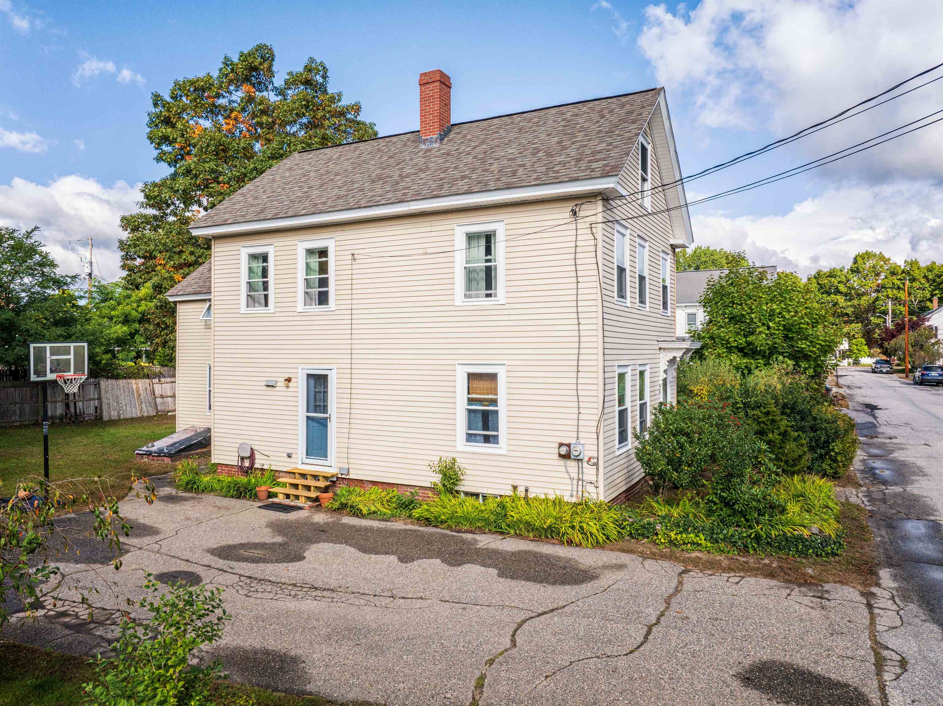 10 School Street Exeter, NH 03833 - Photo 33 of 43