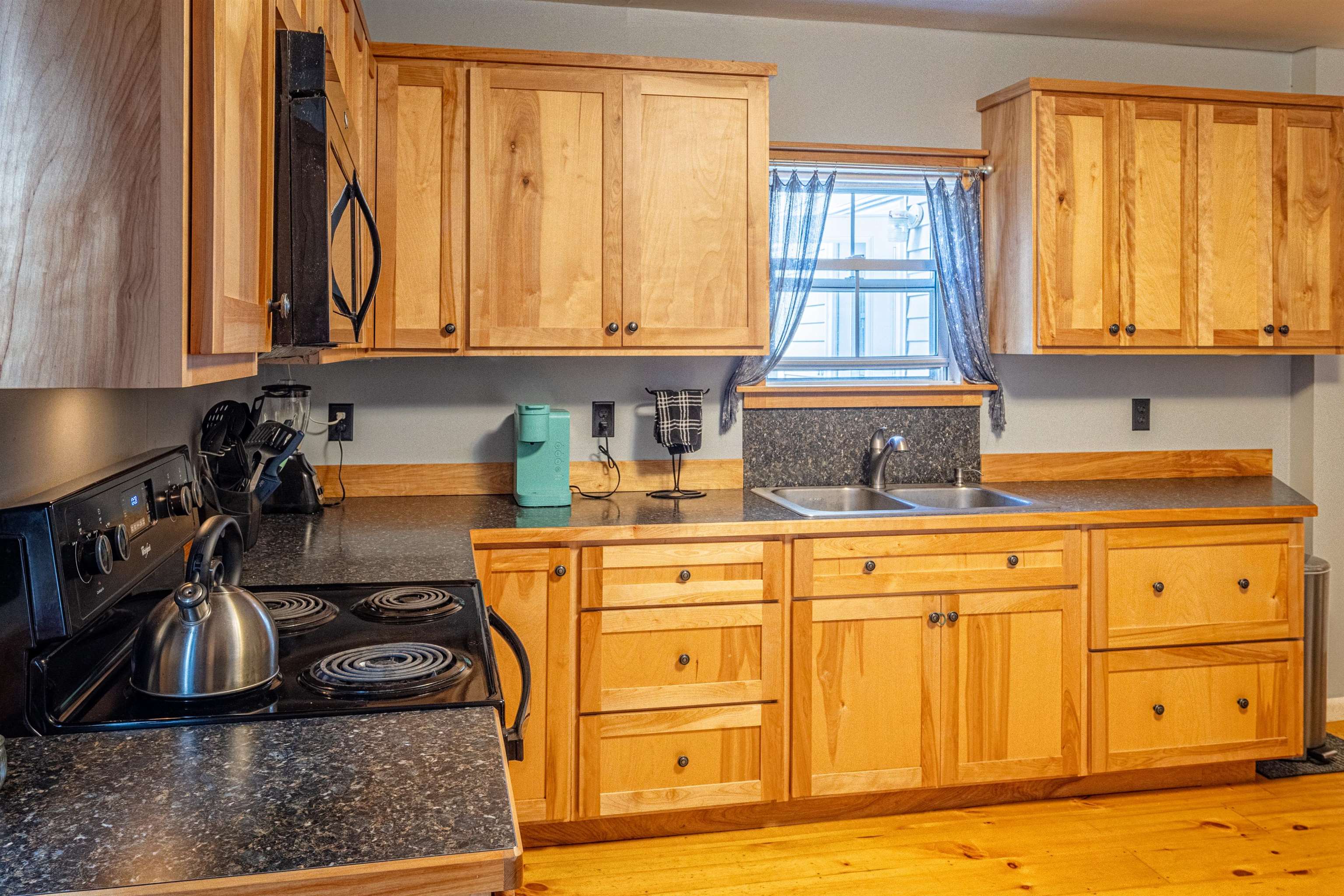 10 School Street Exeter, NH 03833 - Photo 41 of 43