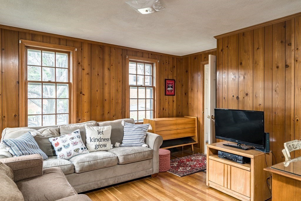 1 Frost Road Lexington, MA 02420 - Photo 11 of 21