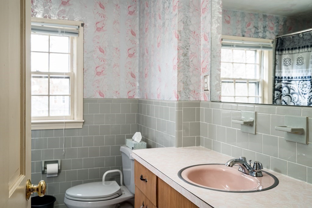 1 Frost Road Lexington, MA 02420 - Photo 14 of 21