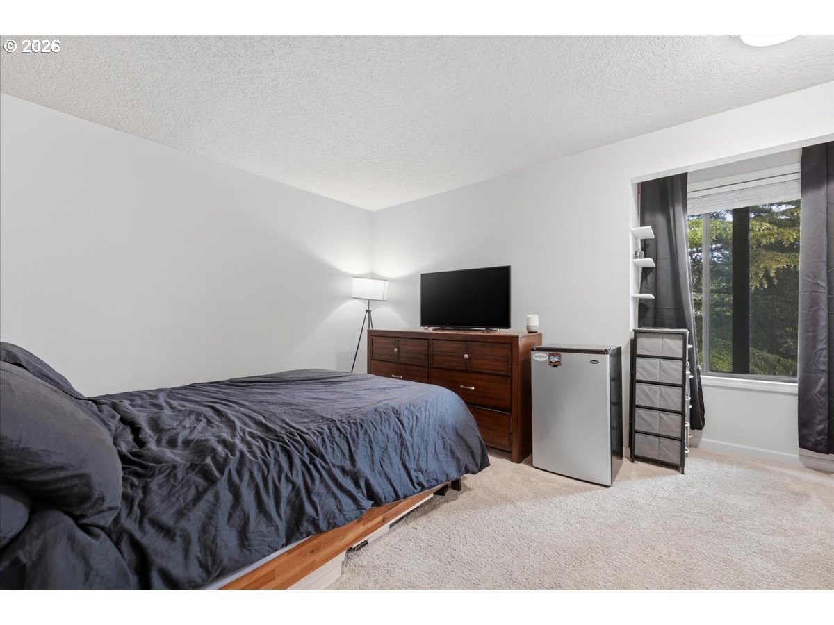 5503 Southwest Multnomah Boulevard Portland, OR 97219 - Photo 22 of 28
