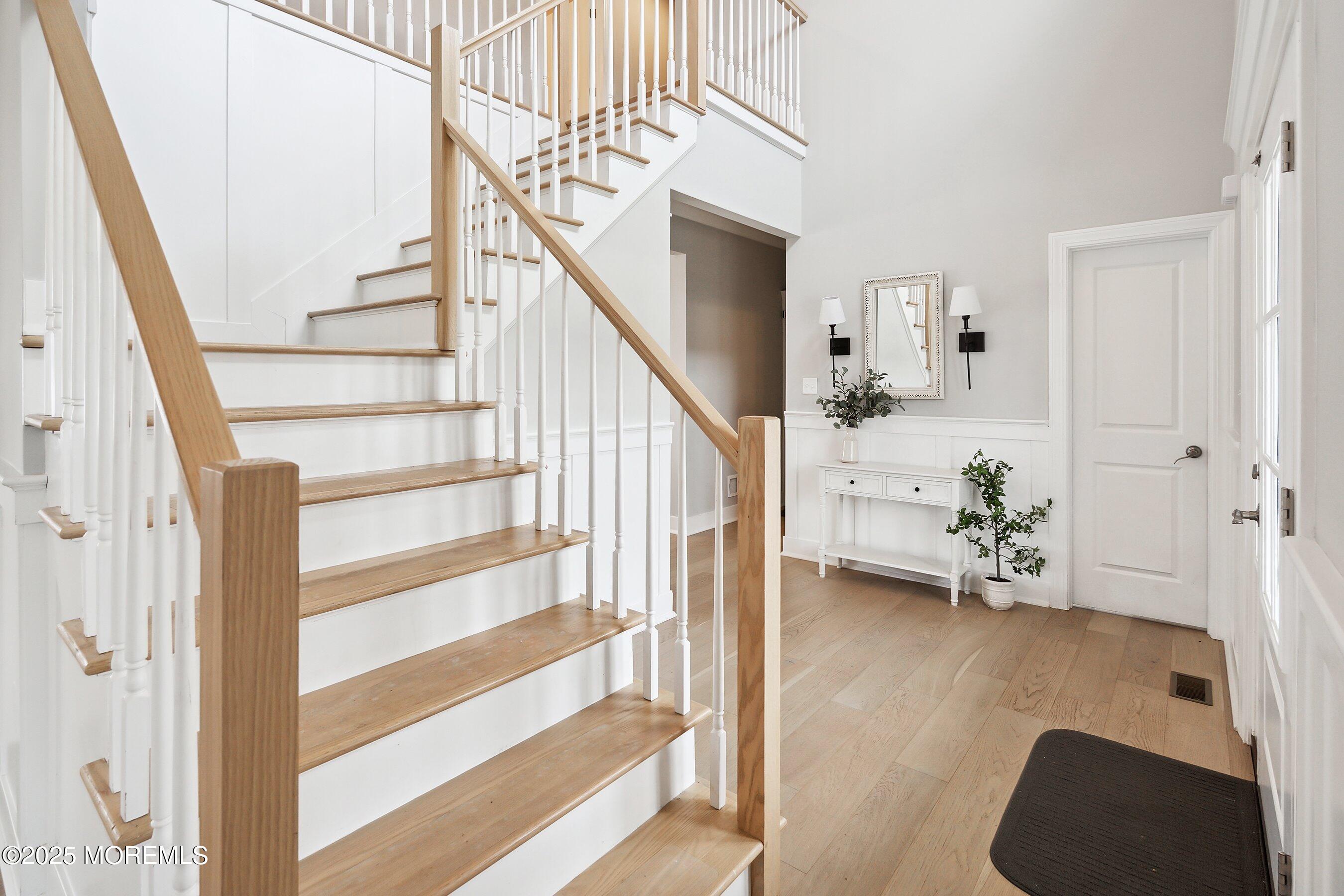 4 Sander Way Bayville, NJ 08721 - Photo 3 of 36 10-Foyer 1B