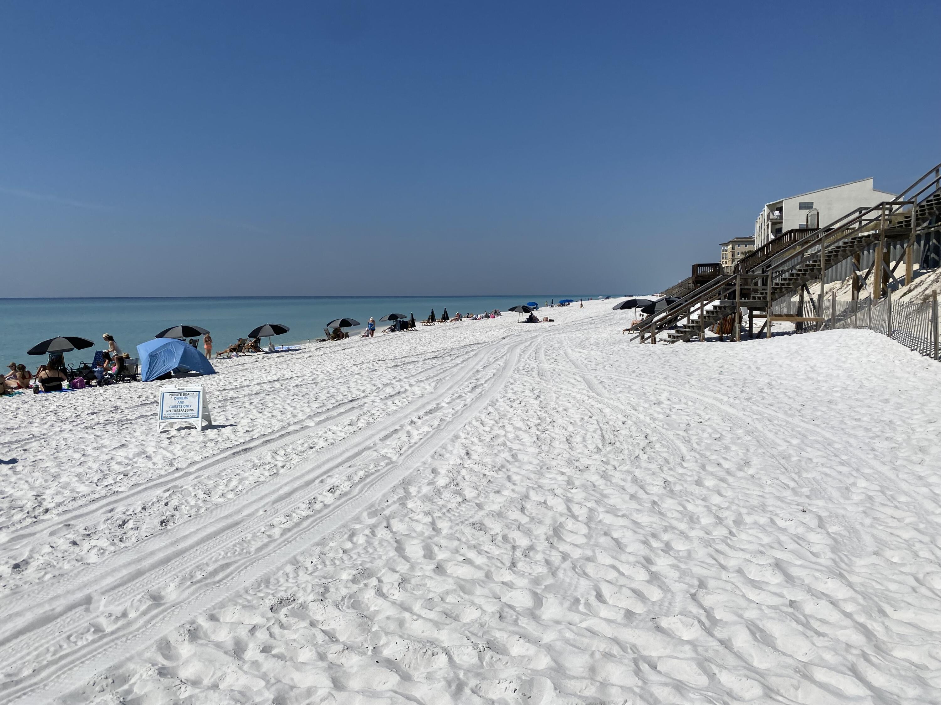 28 Sandcastle Court Santa Rosa Beach, FL 32459 - Photo 69 of 78 a bed with a bed in it