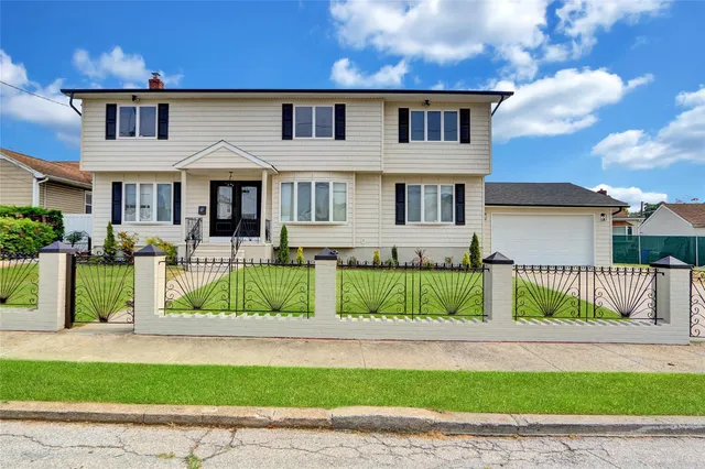 $999,000 | 63 Cumberland Place, Valley Stream, NY 11580