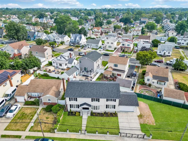 $999,000 | 63 Cumberland Place, Valley Stream, NY 11580