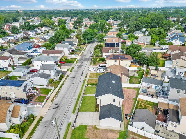 $999,000 | 63 Cumberland Place, Valley Stream, NY 11580