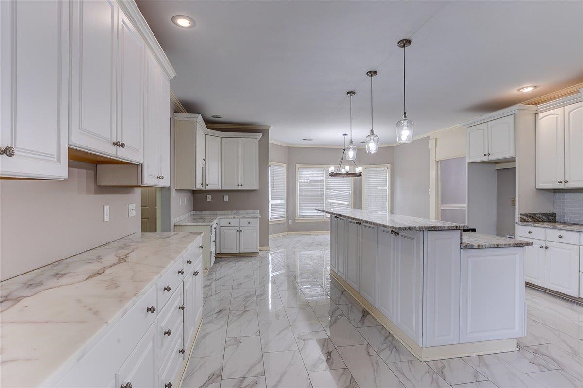 608 Roxburgh Drive Collierville, TN 38017 - Photo 8 of 40 Gallery Image 8