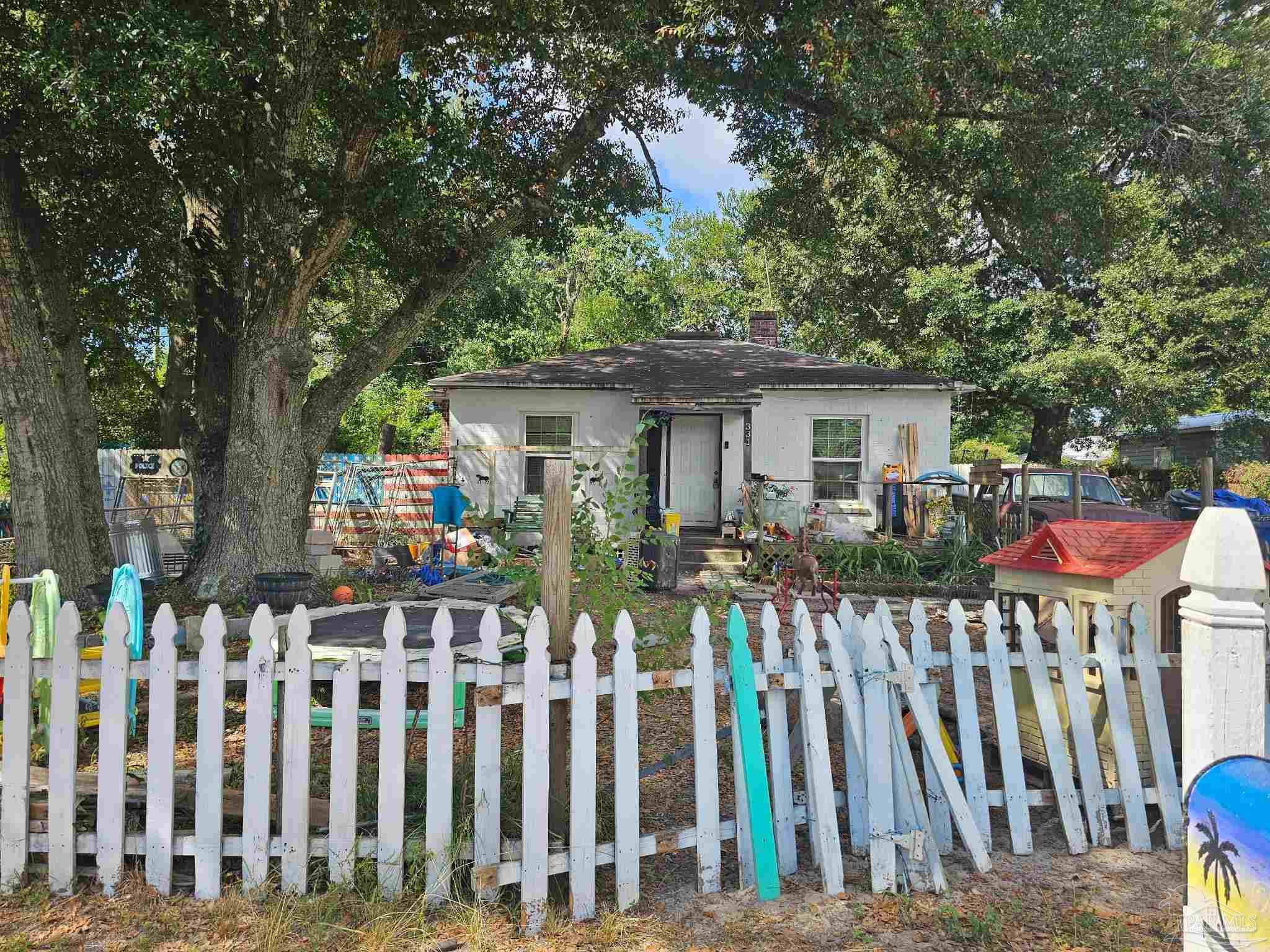 331 Bryant Road Pensacola, FL 32507 - Photo 3 of 18 Gallery Image 3
