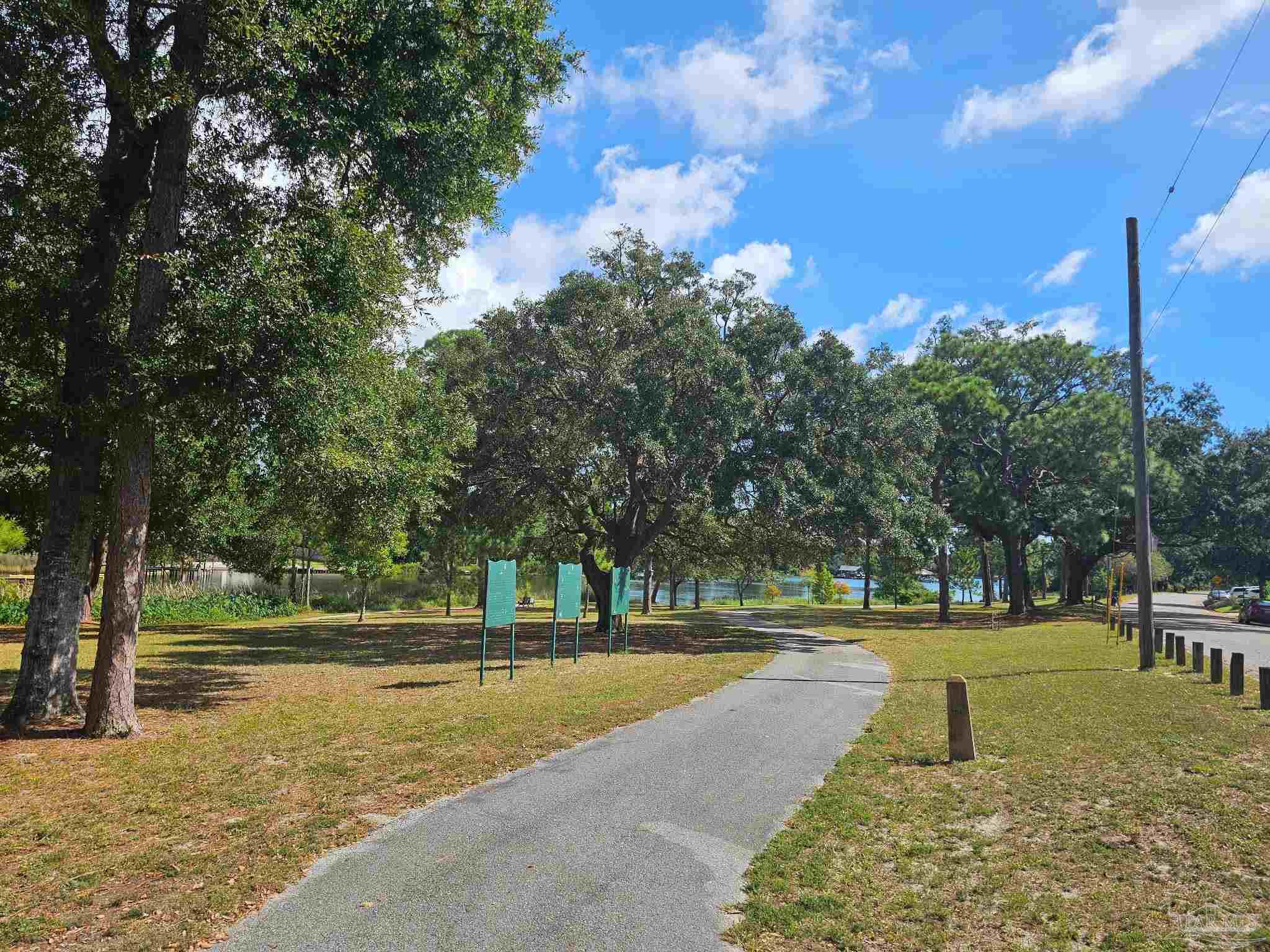 331 Bryant Road Pensacola, FL 32507 - Photo 4 of 18 Gallery Image 4