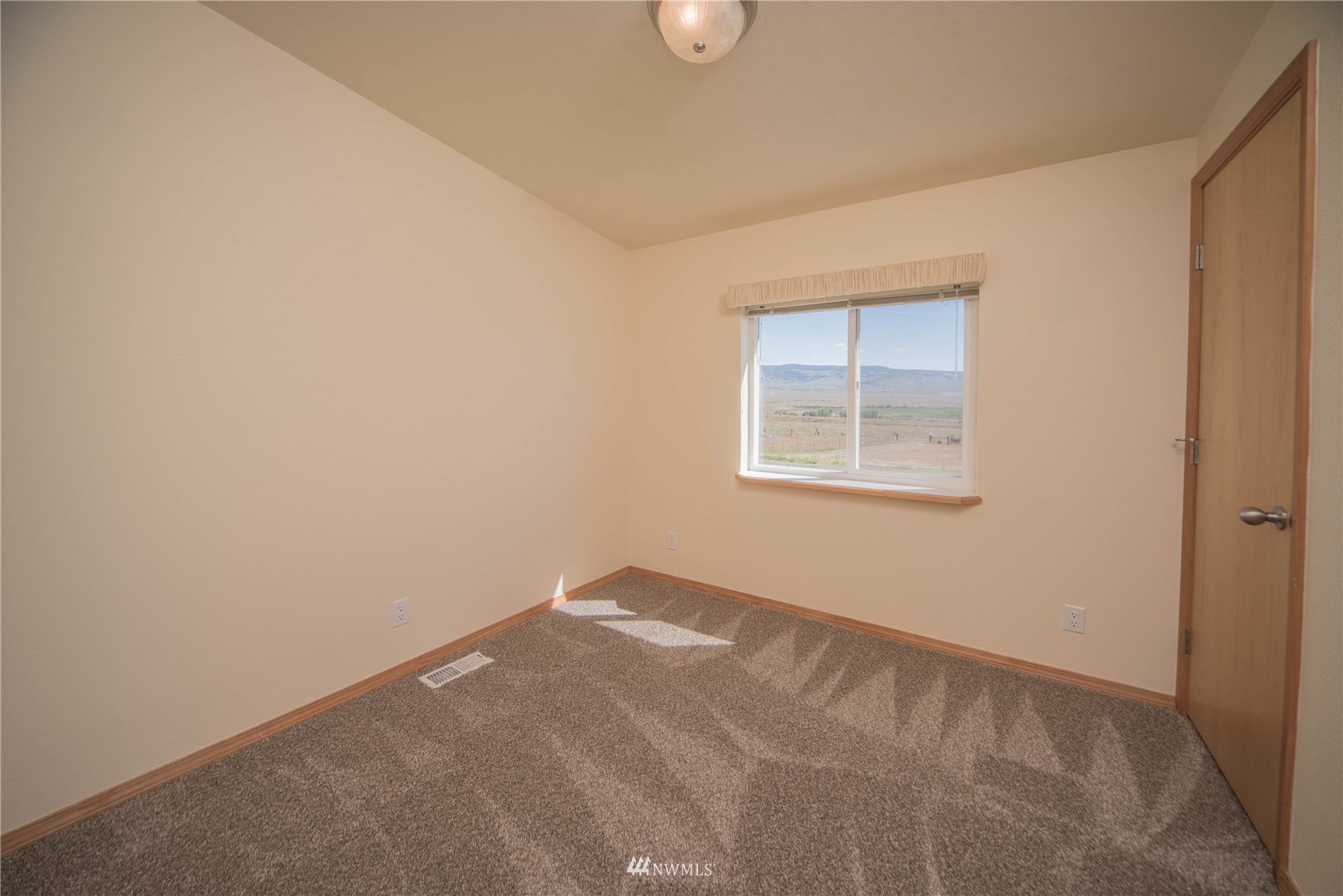 2731 Ellensburg Ranches Road Ellensburg, WA 98926 - Photo 12 of 26 Gallery Image 12