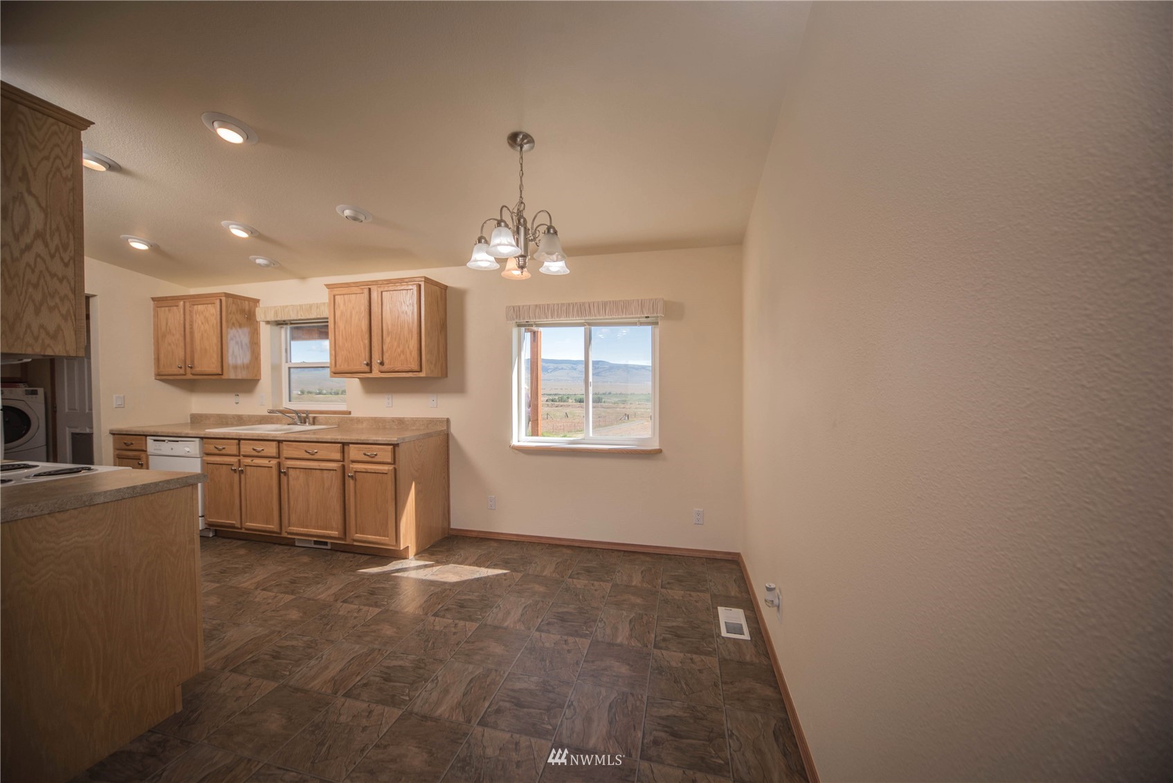 2731 Ellensburg Ranches Road Ellensburg, WA 98926 - Photo 3 of 26 Gallery Image 3