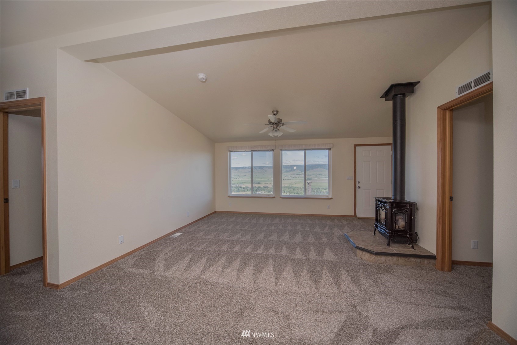 2731 Ellensburg Ranches Road Ellensburg, WA 98926 - Photo 9 of 26 Gallery Image 9
