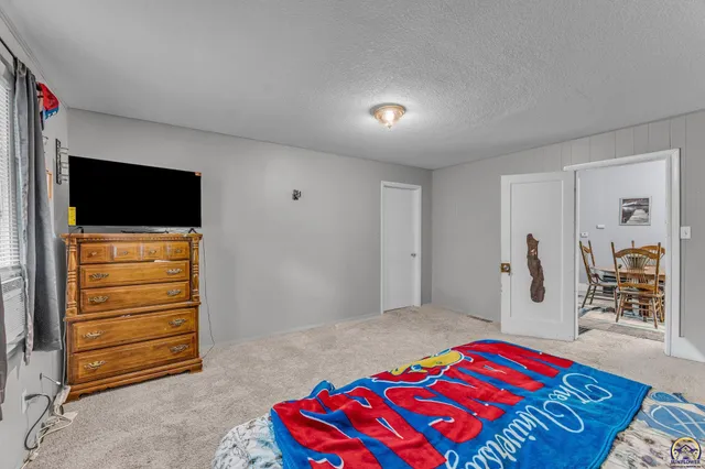 $150,000 | 1156 Southwest Woodward Avenue, Topeka, KS 66604