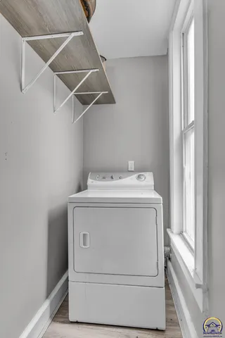 $150,000 | 1156 Southwest Woodward Avenue, Topeka, KS 66604