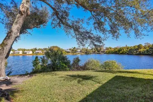 $385,900 | 308 Timberlake Drive, Unit 308, Bradenton, FL 34210