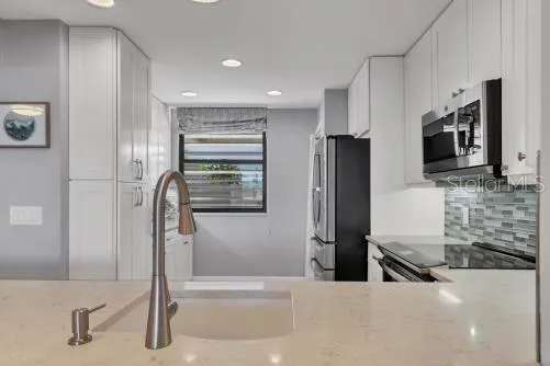 $385,900 | 308 Timberlake Drive, Unit 308, Bradenton, FL 34210