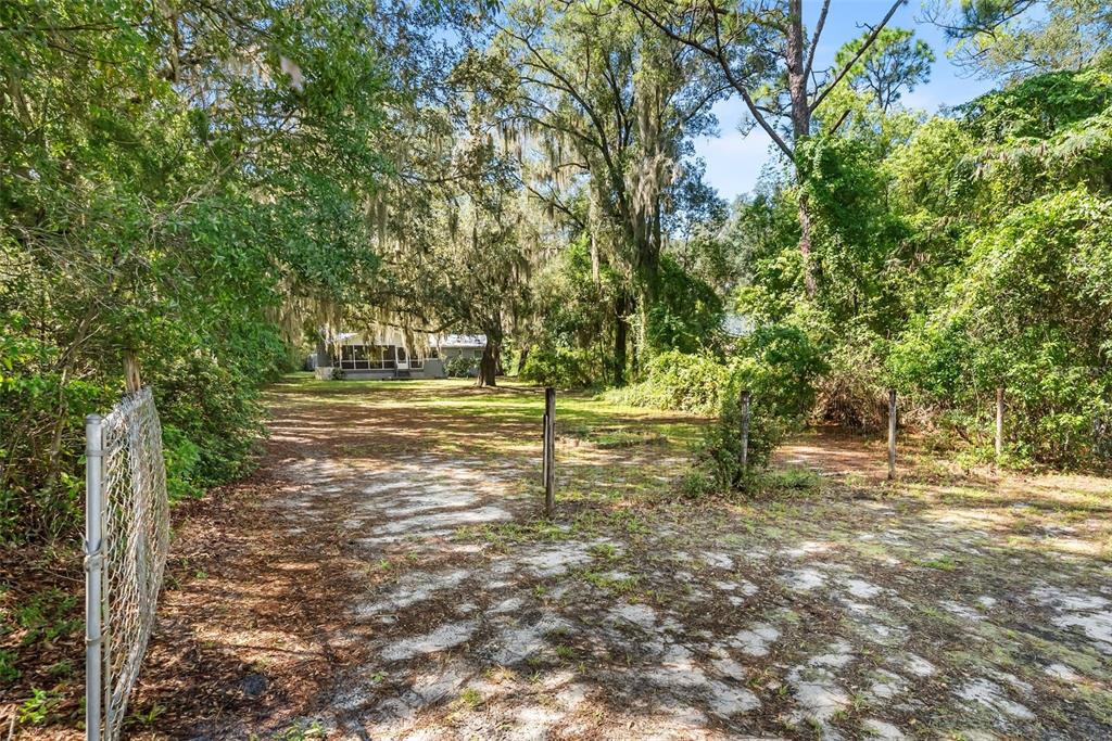 1416 Baden Powell Road Hawthorne, FL 32640 - Photo 38 of 46 Gallery Image 38