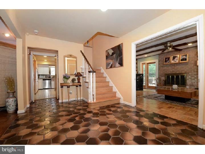 308 Clwyd Road Bala Cynwyd, PA 19004 - Photo 2 of 25