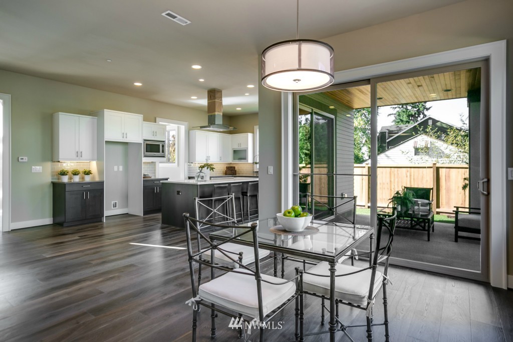 2224 Northeast 28th Street Renton, WA 98056 - Photo 15 of 25