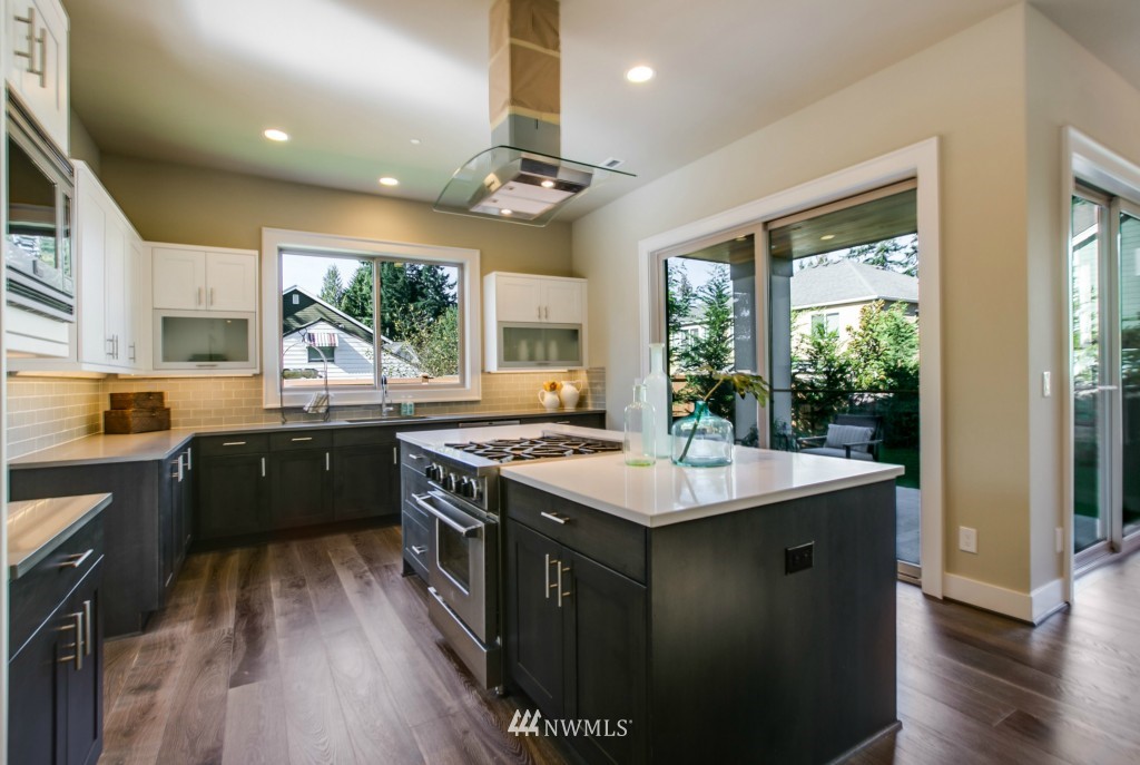 2224 Northeast 28th Street Renton, WA 98056 - Photo 8 of 25