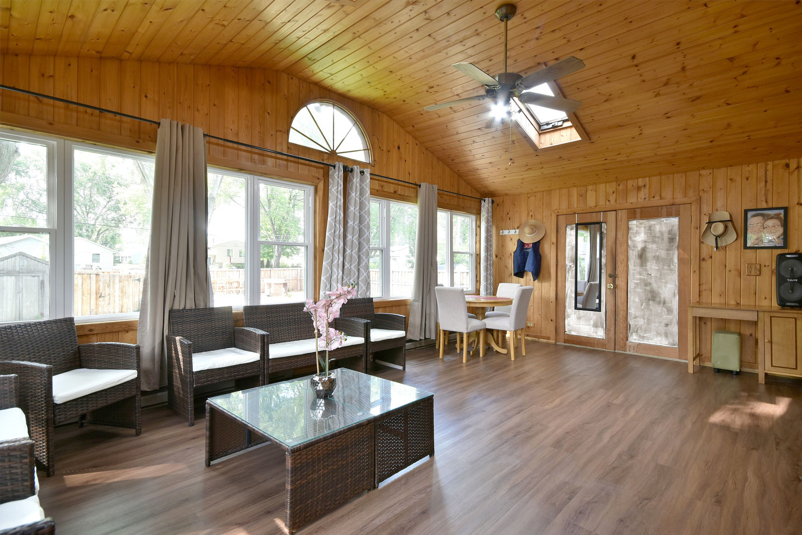 9N590 Flora Drive Elgin, IL 60123 - Photo 18 of 31 a living room with furniture and a large window