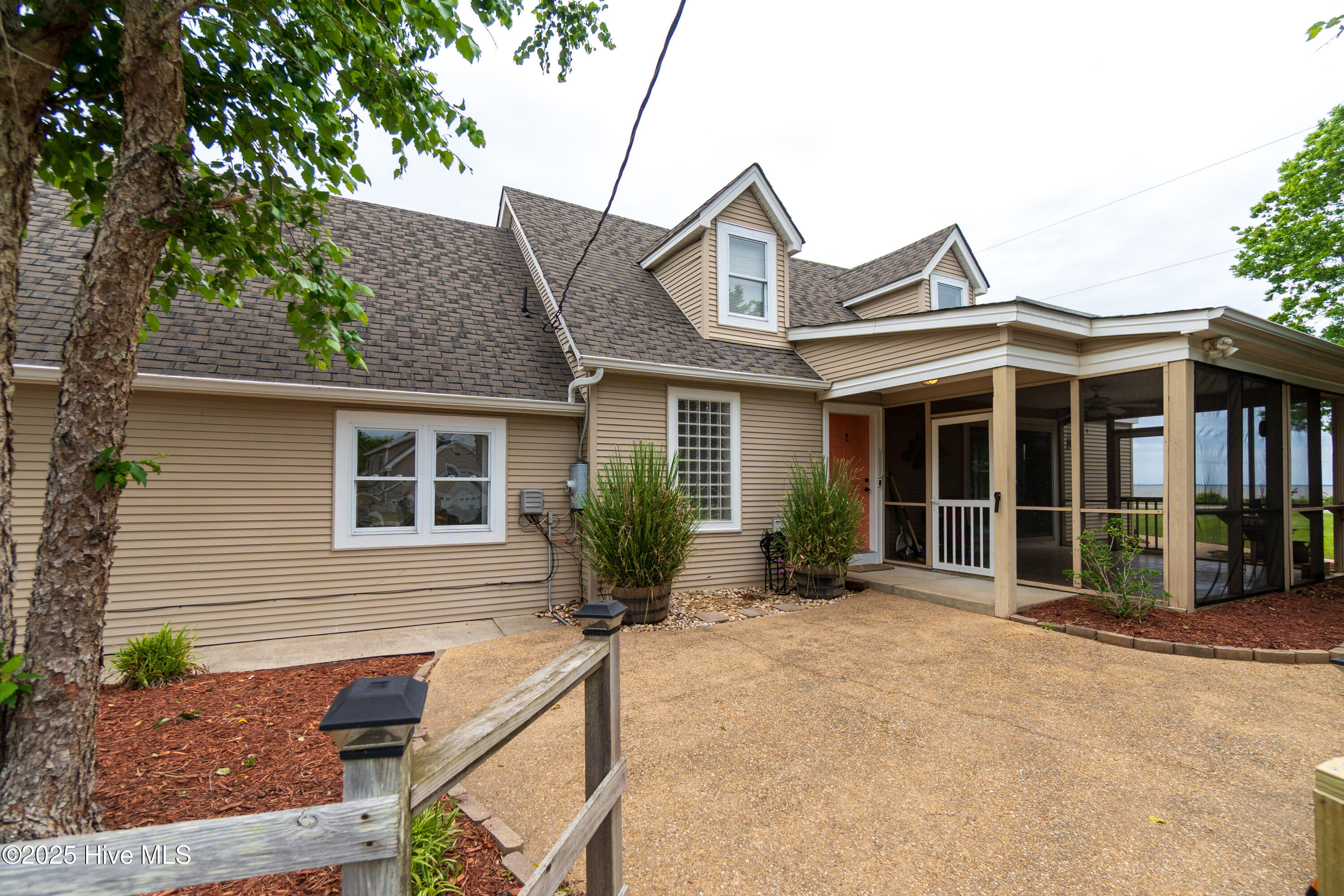 1115 Waterlily Road Coinjock, NC 27923 - Photo 12 of 50 DSC 1115-2