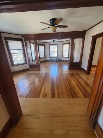 $1,850 | 27 Bond Street, Unit 3, Fall River, MA 02720