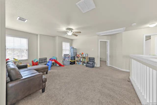 $2,200 | 9035 Bowring Park, Converse, TX 78109