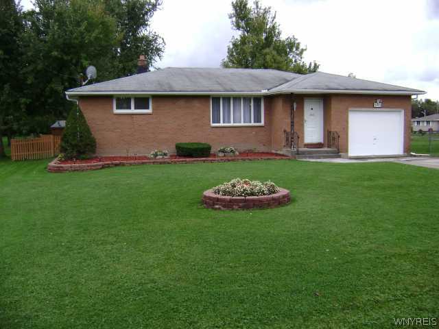 545 Reserve Road West Seneca, NY 14224 - Photo 1 of 1 Exterior Front