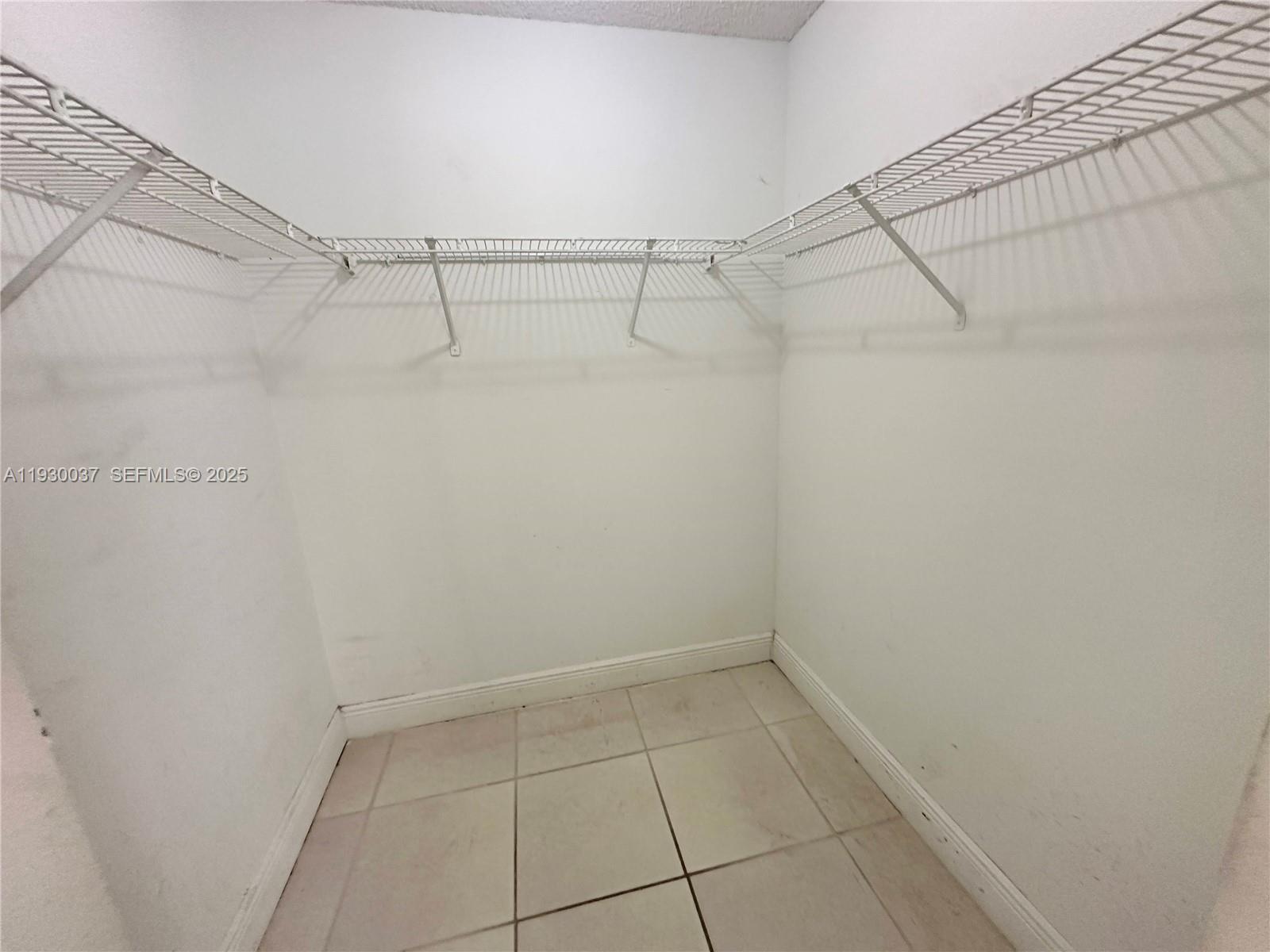 301 Palm Way, Unit 206 Pembroke Pines, FL 33025 - Photo 17 of 23 a view of a room