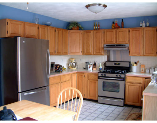 412 New River Road Lincoln, RI 02838 - Photo 5 of 15