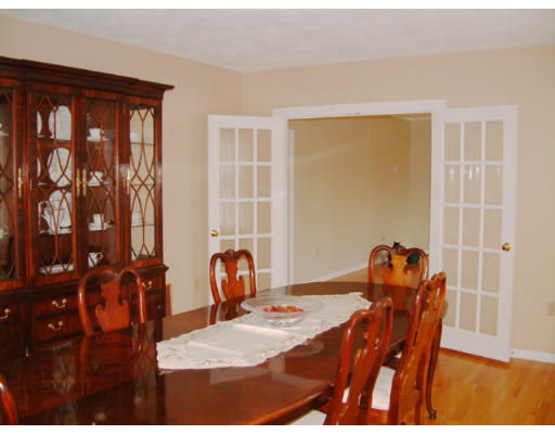 412 New River Road Lincoln, RI 02838 - Photo 6 of 15