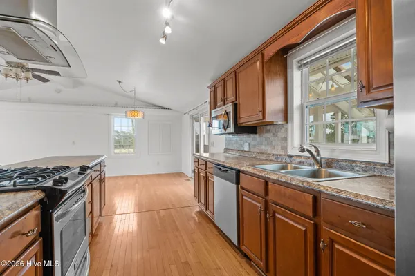 $315,000 | 2917 Highway 70, Beaufort, NC 28516
