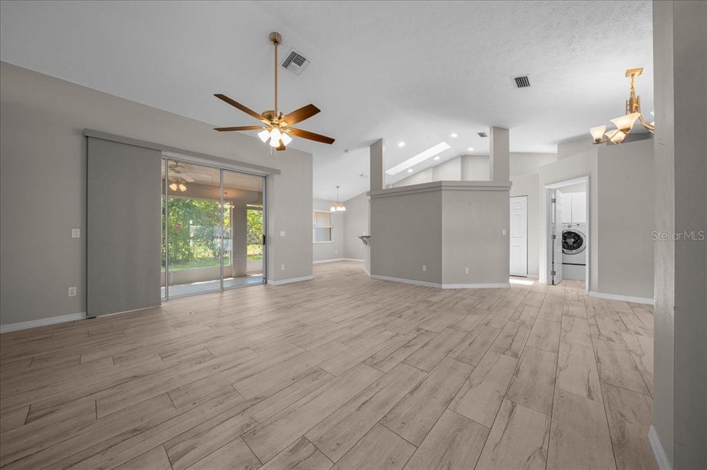 10707 Southwest 74th Avenue Ocala, FL 34476 - Photo 5 of 40