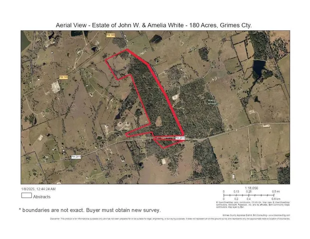 a black and white photo of a tennis court