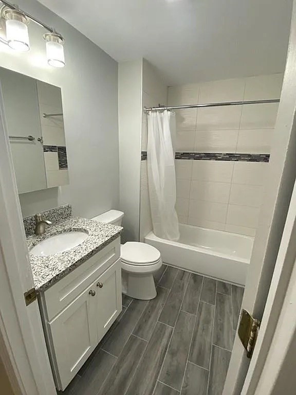 807 East 3rd Street, Unit 1 Boston, MA 02127 - Photo 6 of 11