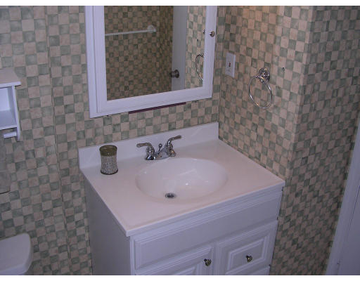 6 Dodge Road North Reading, MA 01864 - Photo 7 of 11 Gallery Image 7