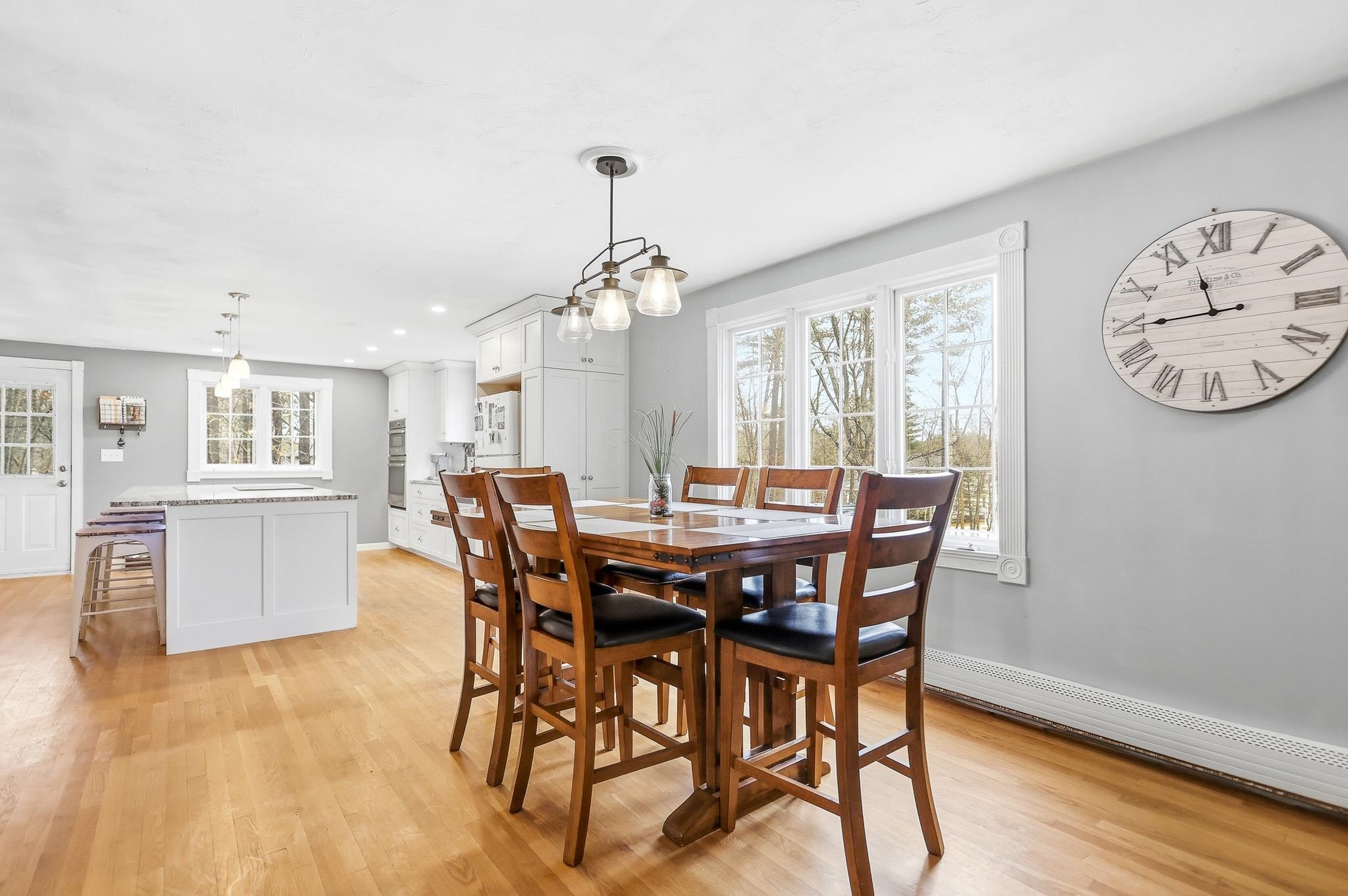 773 Mammoth Road Pelham, NH 03076 - Photo 14 of 27