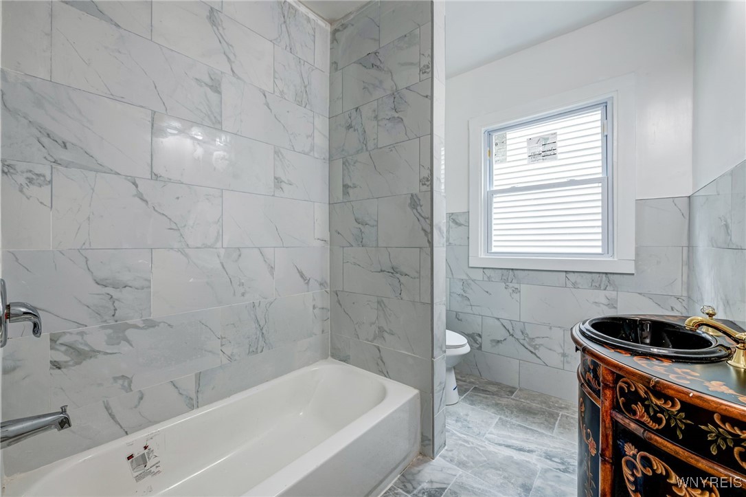 16 Butler Avenue Buffalo, NY 14208 - Photo 15 of 42