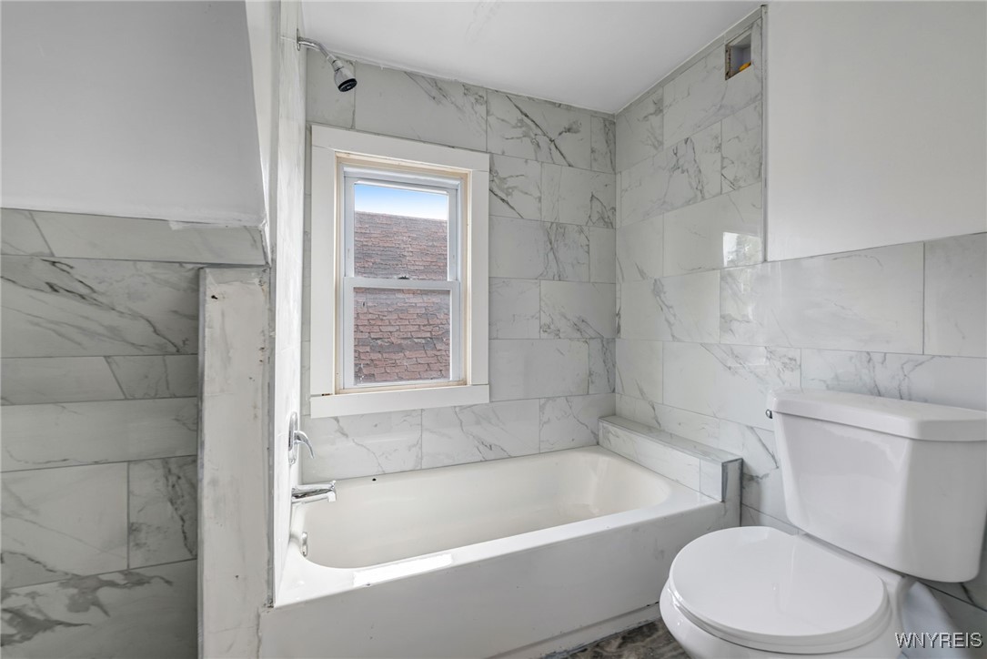 16 Butler Avenue Buffalo, NY 14208 - Photo 27 of 42