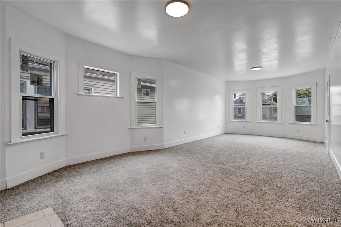 16 Butler Avenue Buffalo, NY 14208 - Photo 10 of 42