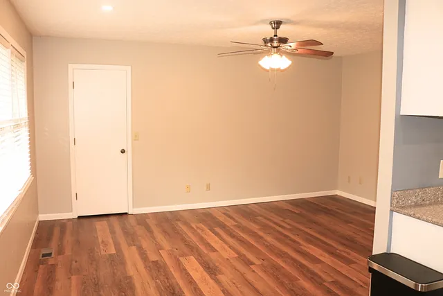 $205,000 | 405 Glenn Knecht Drive, Crawfordsville, IN 47933