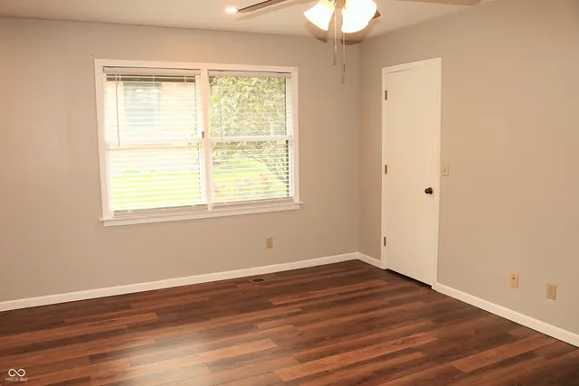 $205,000 | 405 Glenn Knecht Drive, Crawfordsville, IN 47933