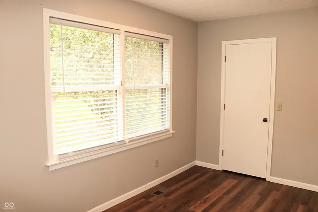 $205,000 | 405 Glenn Knecht Drive, Crawfordsville, IN 47933