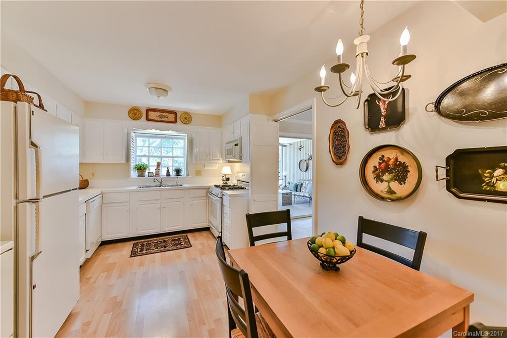 1704 Roxborough Road, Unit C Charlotte, NC 28211 - Photo 8 of 18 Gallery Image 8