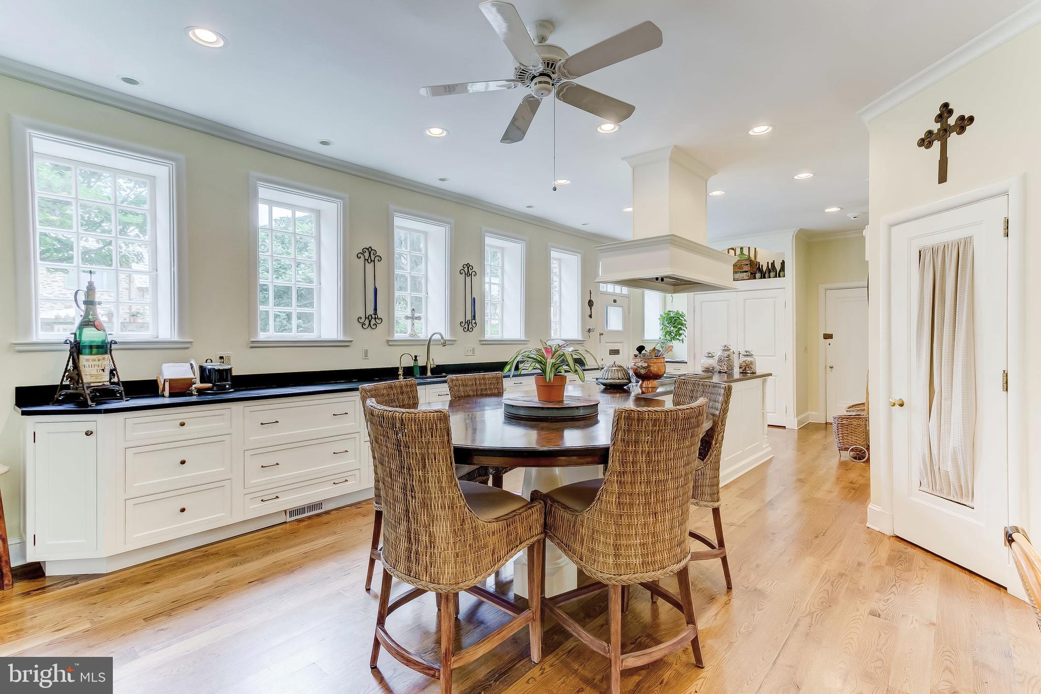 100 Upnor Road Baltimore, MD 21212 - Photo 14 of 38 Kitchen