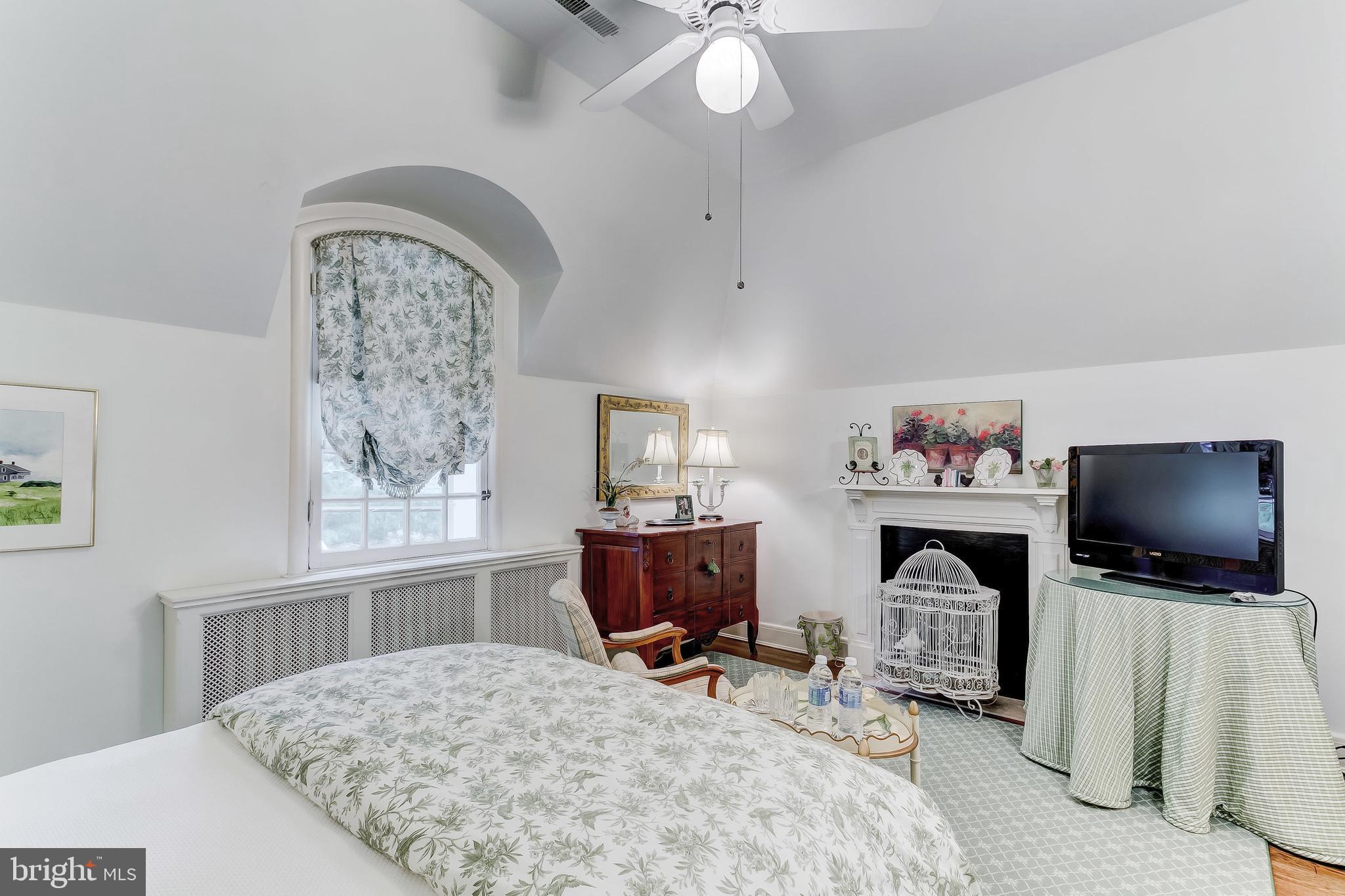 100 Upnor Road Baltimore, MD 21212 - Photo 27 of 38 Bedroom